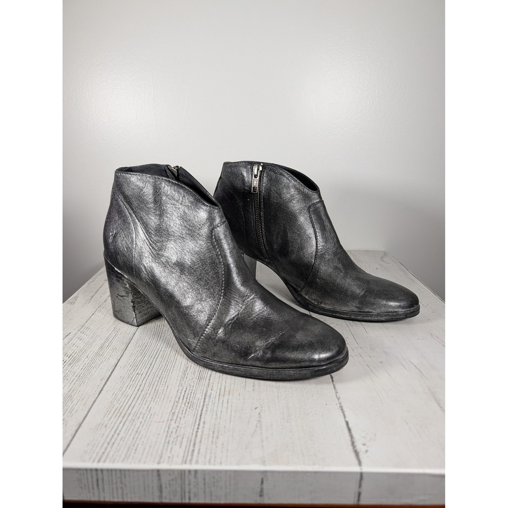 Frye Womens Metallic Black Leather Block Heel Ankle Booties 8.5B 3470293-BLK